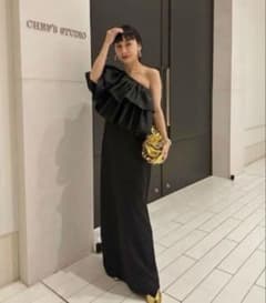 美品✨️アメリ　 LUSTER TIERED LAYERED DRESS 　黒 美品✨️アメリ LUSTER TIERED LAYERED DRESS 黒 - メルカリ