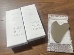 SupIif Silky Bust Cream 2本セット かっさ付きのサムネイル