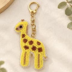 ハンドメイド ビーズチャーム キリンのサムネイル