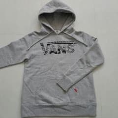 再値下げしました！　VANS パーカー　ペイズリー柄 ロゴのサムネイル