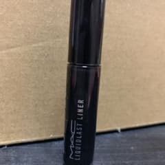 MAC リキッドラストライナー ウェットロード アイライナーのサムネイル