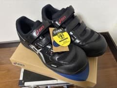asics ウインジョブ　CP102 ブラック✖︎シルバー　28.0cmのサムネイル