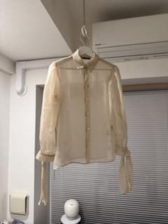 ZARA クリーム色 シースルー長袖シャツのサムネイル