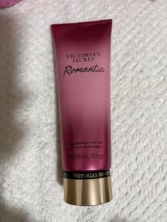Victoria's Secret Romantic ボディローションのサムネイル