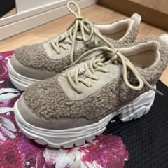 美品　厚底スニーカーのサムネイル
