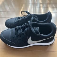 NIKEスニーカー NIKEインターナショナリストグリッターのサムネイル