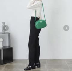 ハイウエストテーパードパンツのサムネイル