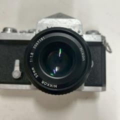 202 Nikon フィルム一眼レフカメラ 本体 50mm f1.8 - メルカリ