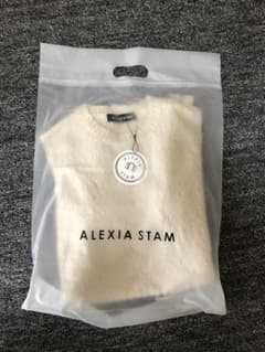 ALEXIA STAM ベストのサムネイル