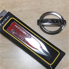 日産 エンブレムのサムネイル