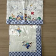 ひろこ様専用　ファミリア ランチクロスとランチ巾着のセットのサムネイル