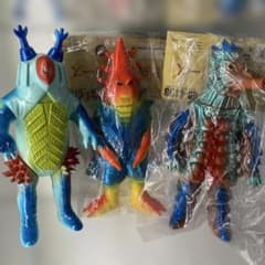 ブルマァク 三種の神器 3体セット マルサン ウルトラマン ブルマァク 三種の神器 3体セット マルサン ウルトラマン - メルカリ