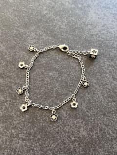 花モチーフ シルバーブレスレットのサムネイル