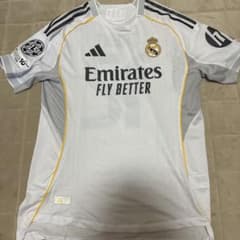 Real Madrid アレクサンダーアーノルドのサムネイル