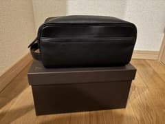土屋鞄 トラベルハンディポーチ ブラック - メルカリ