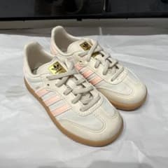 adidas Samba スニーカー 15センチ　ホワイト/ピンクのサムネイル