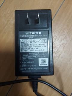 HITACHI日立充電式掃除機専用 ACアダプター PVA-02のサムネイル