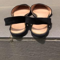 ZARAフラットパンプスのサムネイル