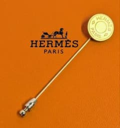 HERMES エルメス セリエ ピンブローチ ゴールドカラー - メルカリ