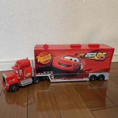 カーズトミカ「たくさんのせよう！大きなマックトレーラー」 - メルカリ