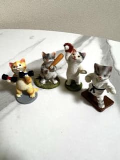 猫のフィギュア 4体セット スポーツシリーズのサムネイル