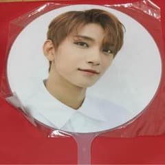 SEVENTEEN ジョシュア うちわ ソウルコンのサムネイル