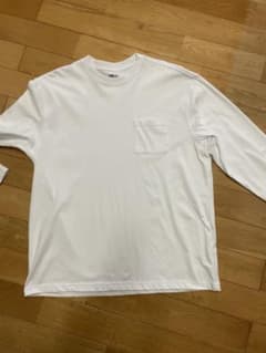 ニューエラ　長袖Tシャツ　ホワイトのサムネイル