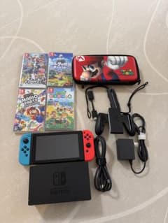 ゆ*ん様 Nintendo Switch 本体 ソフト4本 キャリングケース付きのサムネイル
