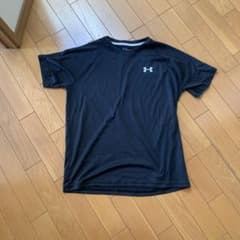 アンダーアーマー　半袖　Tシャツ　ブラック M メンズ　黒のサムネイル