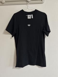 adidas ブラック Tシャツのサムネイル