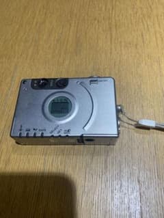 コンパクトカメラのサムネイル