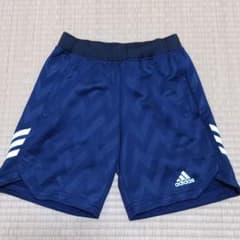 adidas ハーフパンツ  150のサムネイル