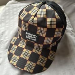 Burberryバーバリー チェッカーECONYL＆メッシュベースボールキャップ