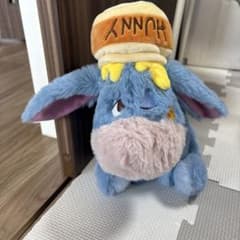 イーヨー プーさん ぬいぐるみ - メルカリ