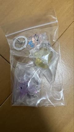 ガチャ サンリオ クリスタルのサムネイル