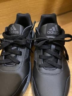 adidas スニーカー ブラック 23cmのサムネイル