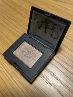 NARS シングルアイシャドーのサムネイル