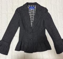BURBERRYブルーレーベル ツイード ペプラム ジャケット36 - メルカリ