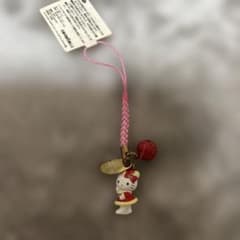 ご当地キティ 根付 ストラップ USJ限定 サンタ - メルカリ