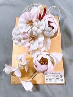 髪飾り　ヘアアクセサリー　新品　日本製のサムネイル