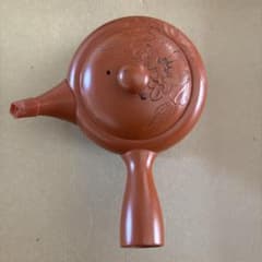 月田焼 急須 牡丹彫刻 朱泥 茶器のサムネイル