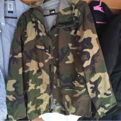 NORTH FACE マウンテンパーカーのサムネイル