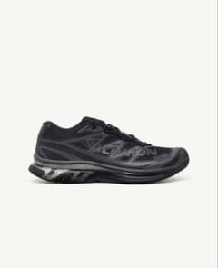 MM6 X Salomon XT ブラックのサムネイル