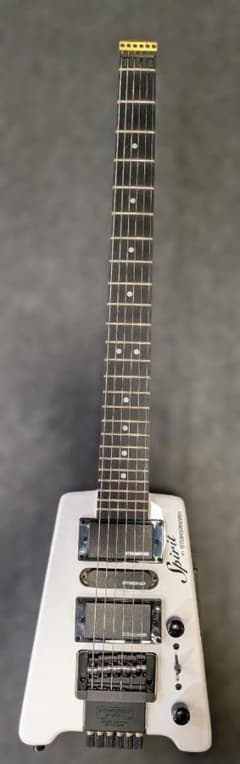 【【極美品】STEINBERGER Spirit GT-PRO Deluxe 白のサムネイル