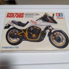 TAMIYA SUZUKI GSX750S 1/12 プラモデル 未組立