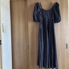 ダークグレー オフショルダー ロングドレスのサムネイル