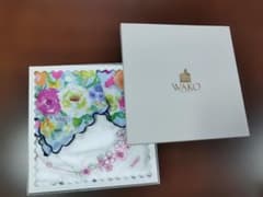 WAKO ハンカチ 2枚セット 花柄 刺繍入り - メルカリ