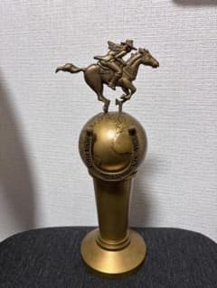 ジョジョの奇妙な冒険　一番くじ　A賞　トロフィー型貯金箱　スティールボールランのサムネイル