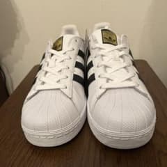 adidas アディダス　スーパースター　ホワイト　C77124 スニーカーのサムネイル