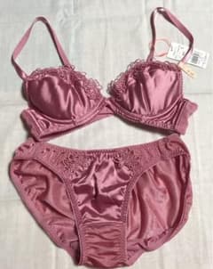 ブラジャー ショーツのサムネイル
